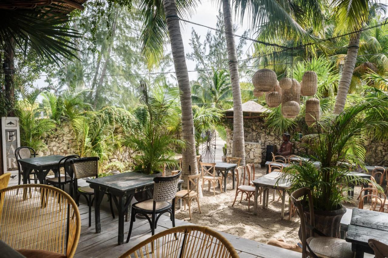 Casa Las Tortugas Petit Beach Hotel & Spa 홀박스아일랜드 외부 사진