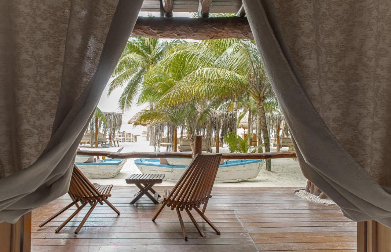 Casa Las Tortugas Petit Beach Hotel & Spa 홀박스아일랜드 외부 사진