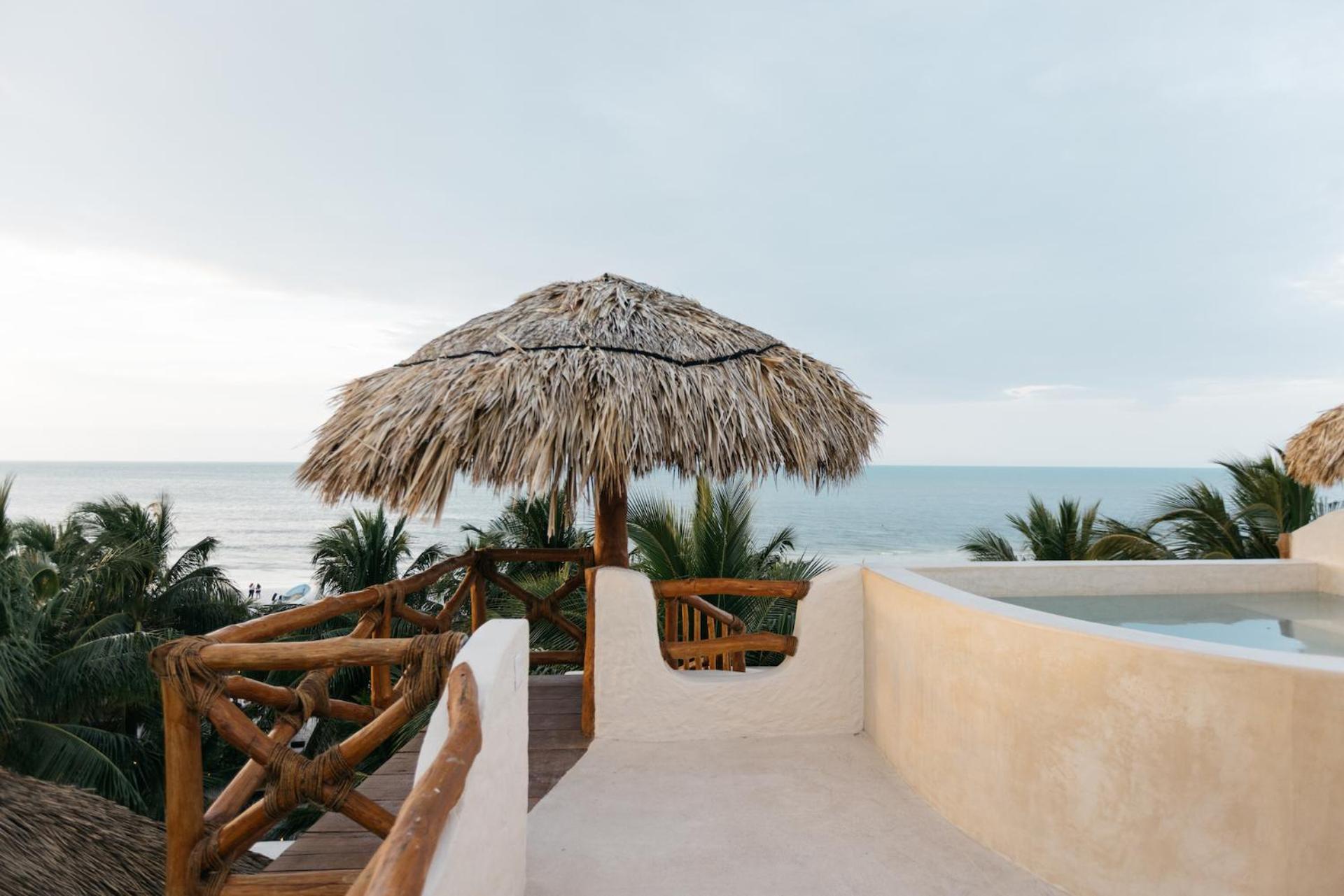 Casa Las Tortugas Petit Beach Hotel & Spa 홀박스아일랜드 외부 사진