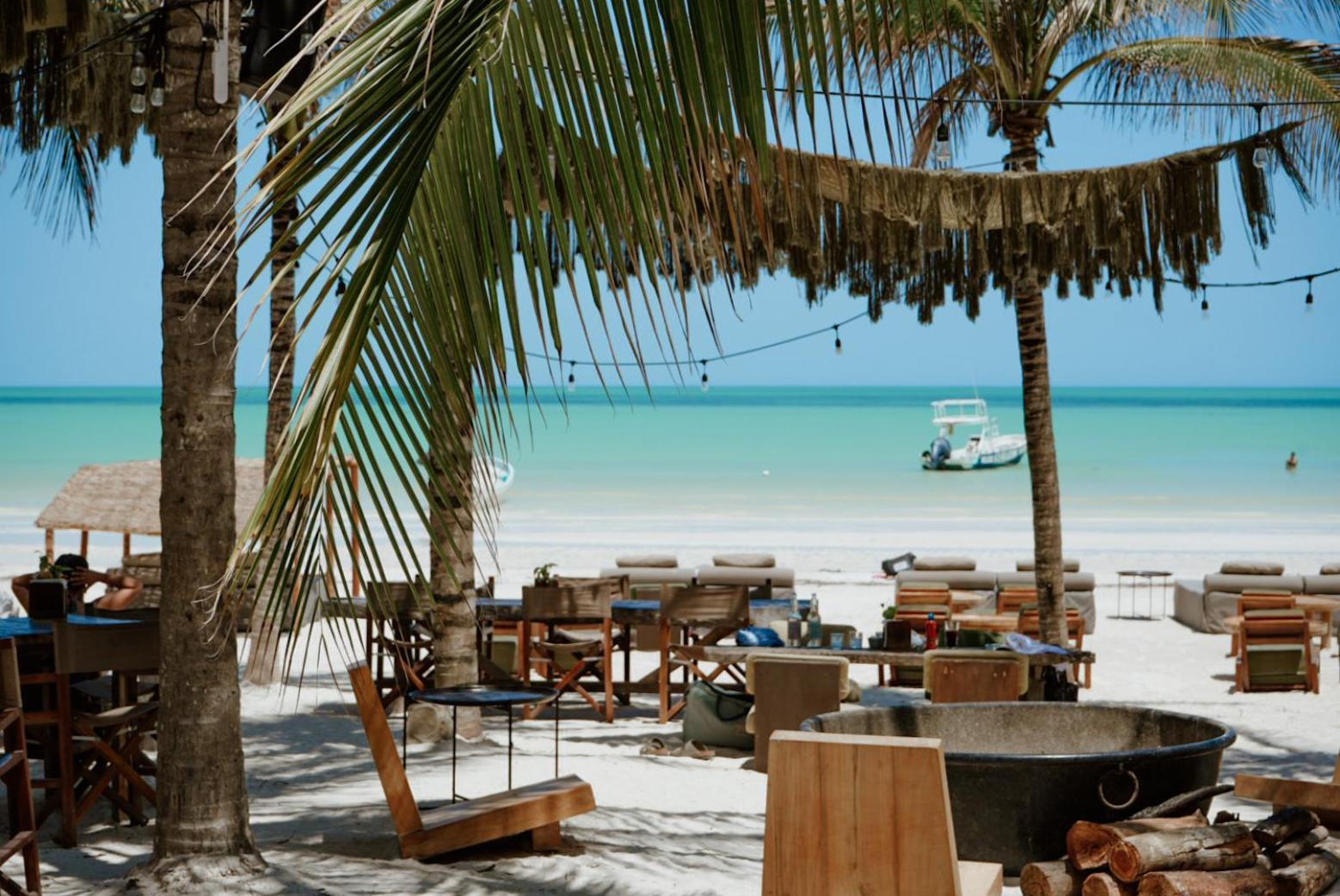 Casa Las Tortugas Petit Beach Hotel & Spa 홀박스아일랜드 외부 사진